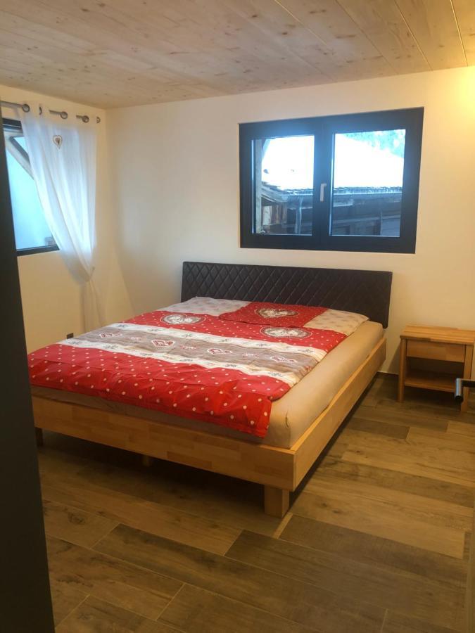 Grand Appartement Avec Terrasse A Chez-Les-Reuses Orsières Buitenkant foto